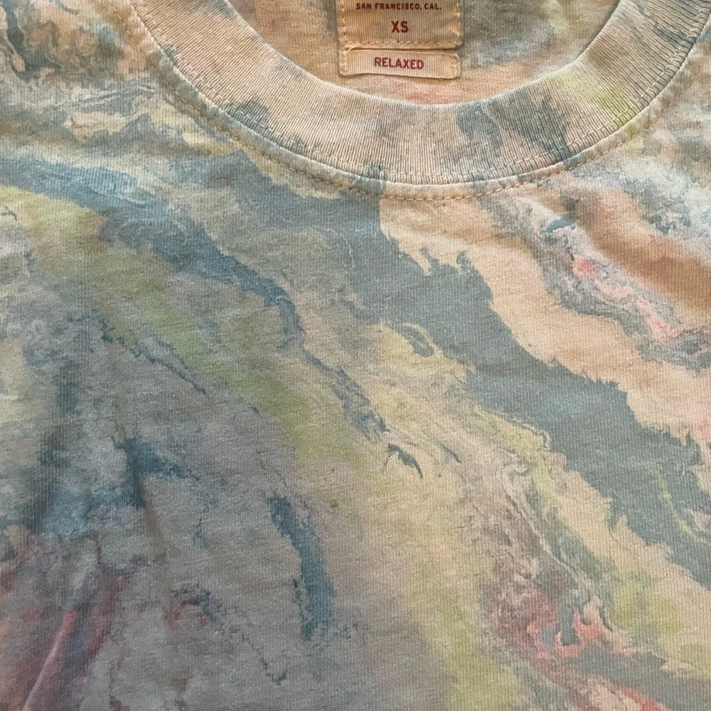 𝅺levi's Premium Red Tab Vintage Tee Marble Dye Calypso